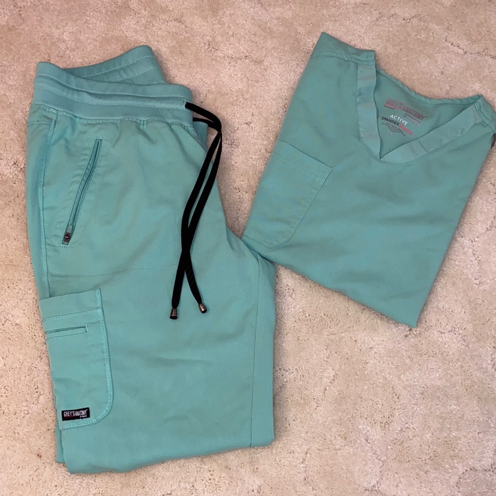 Greys Anatomy Scrub set
